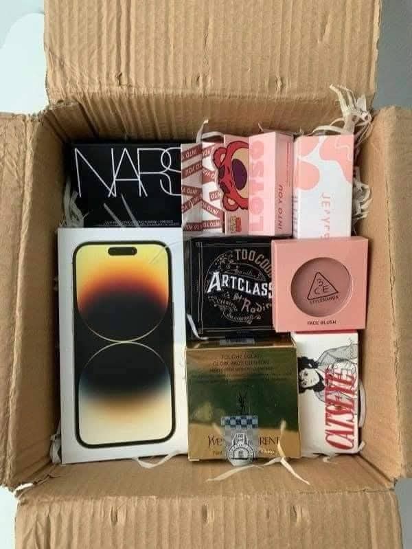 La Caja Misteriosa que Está Volviendo Locos a Todos 🚀